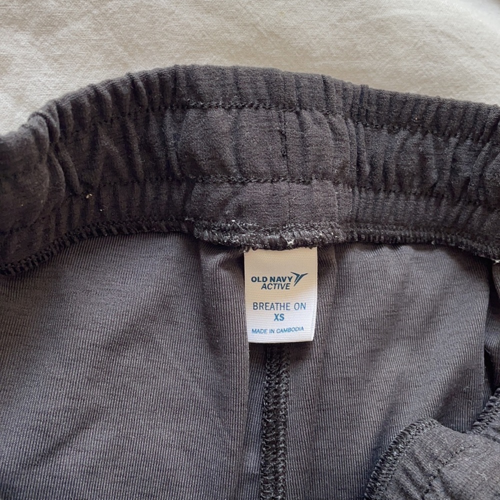 Shorts - Picture 2 of 3